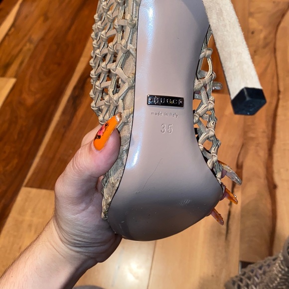 BRAND NEW | GUCCI HEELS SIZE 35 (5) - Picture 4 of 8